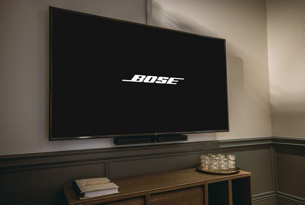 TV and Bose Videobar VB1